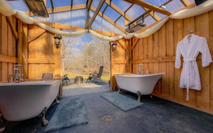 Clawfoot Tubs Glamping Dome
